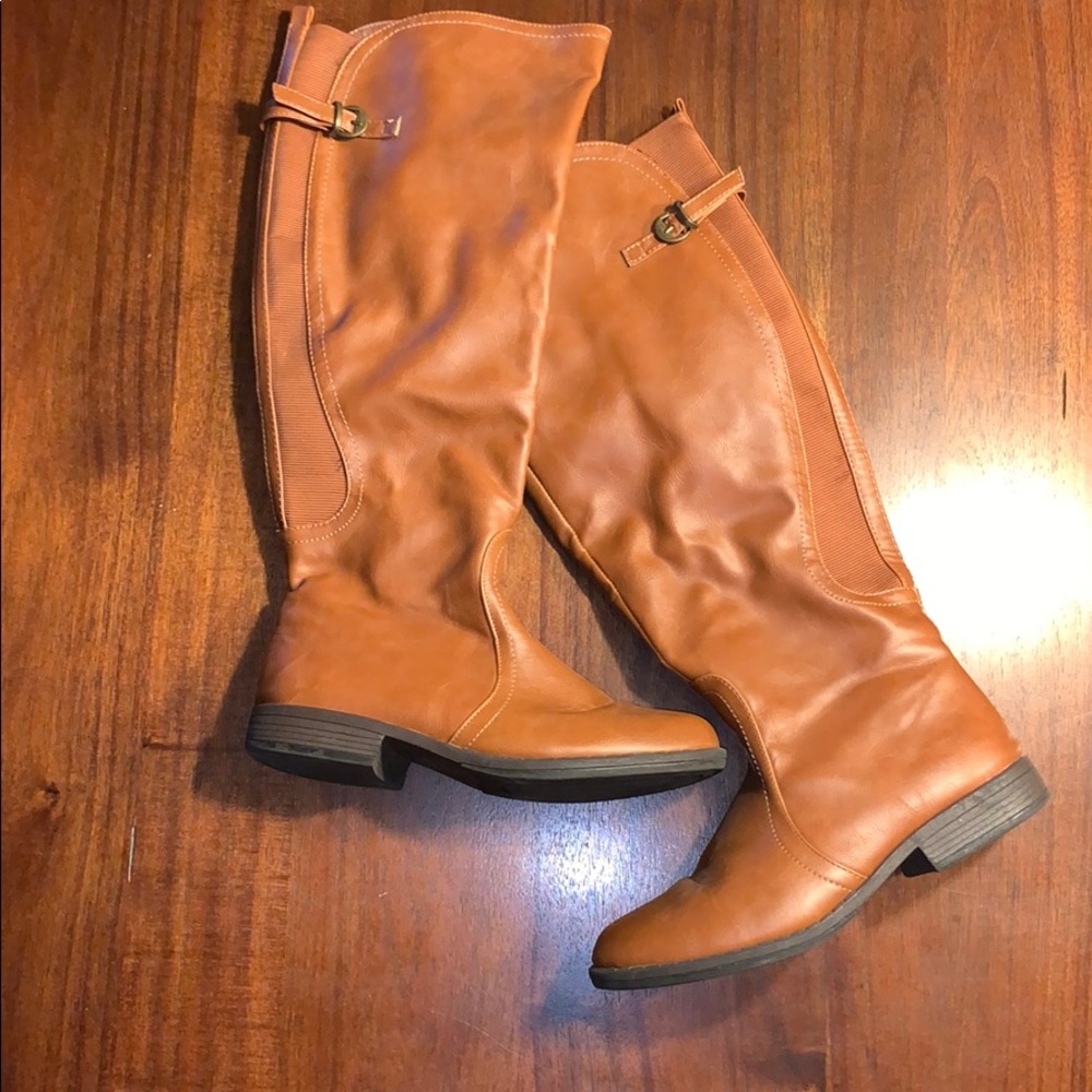 Brown boots